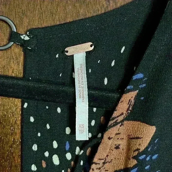 Free People black floral Lovely Day, tunic dress, XS - Picture 8 of 12